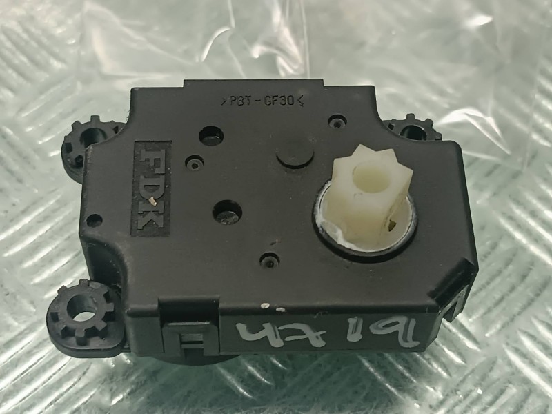 Recambio de motor trampilla calefaccion para renault megane iii coupe referencia OEM IAM N101980GE VHB3030003E VALEO