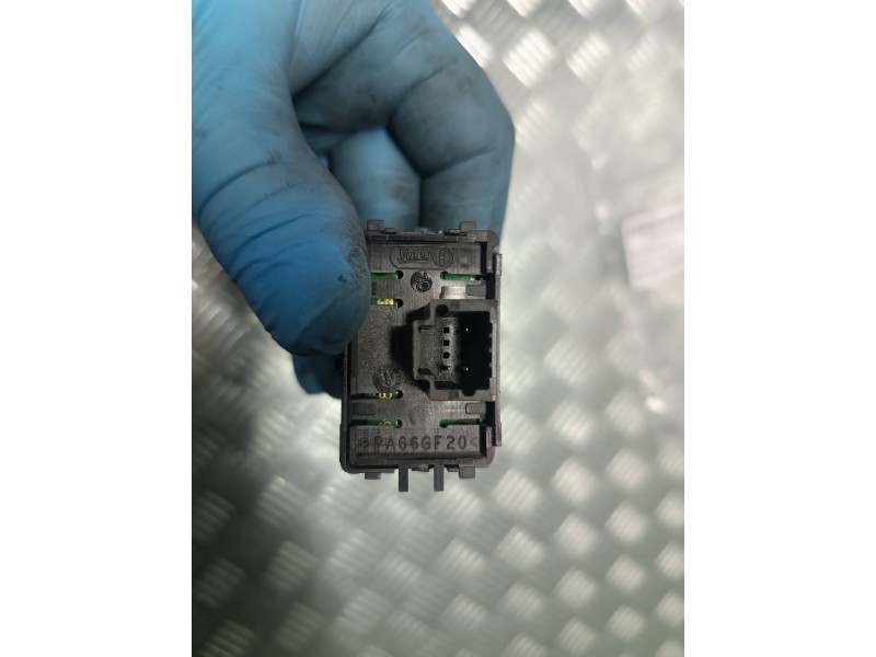 Recambio de interruptor para renault megane iii coupe referencia OEM IAM 251450002R CONECTOR 3 PINES ESTABILIDAD ESP