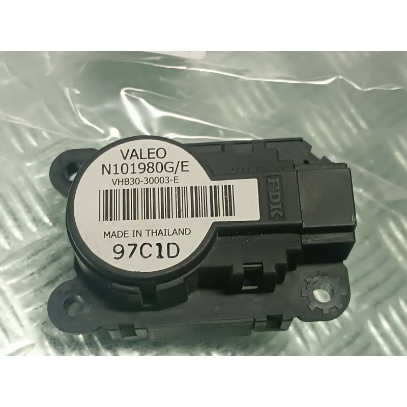 Recambio de motor apertura trampillas climatizador para renault megane iii coupe referencia OEM IAM N101980GE VHB3030003E 97C1D