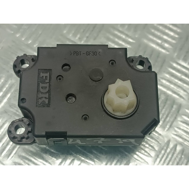 Recambio de motor apertura trampillas climatizador para renault megane iii coupe referencia OEM IAM N101980GE VHB3030003E 97C1D