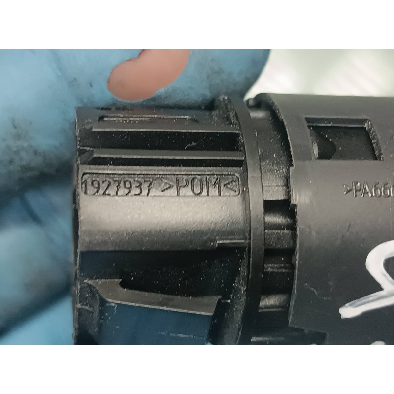 Recambio de interruptor para renault megane iii coupe referencia OEM IAM 1927937 CONECTOR 4 PINES START STOP