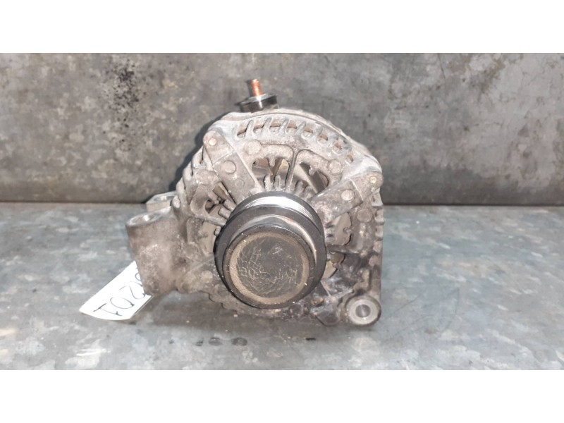 Recambio de alternador para jaguar xf referencia OEM IAM 8X2310300 DENSO 12V