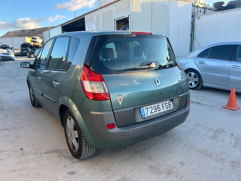 renault scenic ii del año 2006
