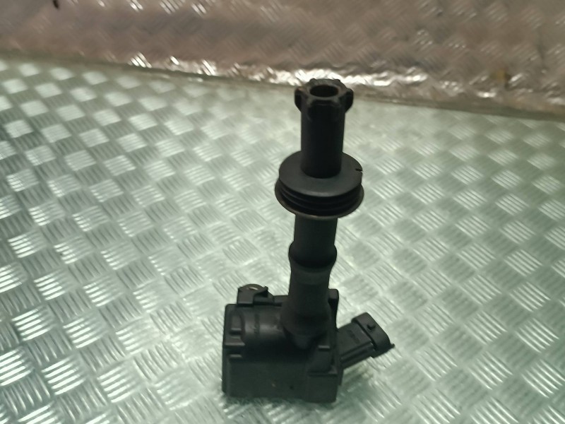 Recambio de bobina encendido para citroen c4 berlina referencia OEM IAM 9808653680 28457918 DELPHI