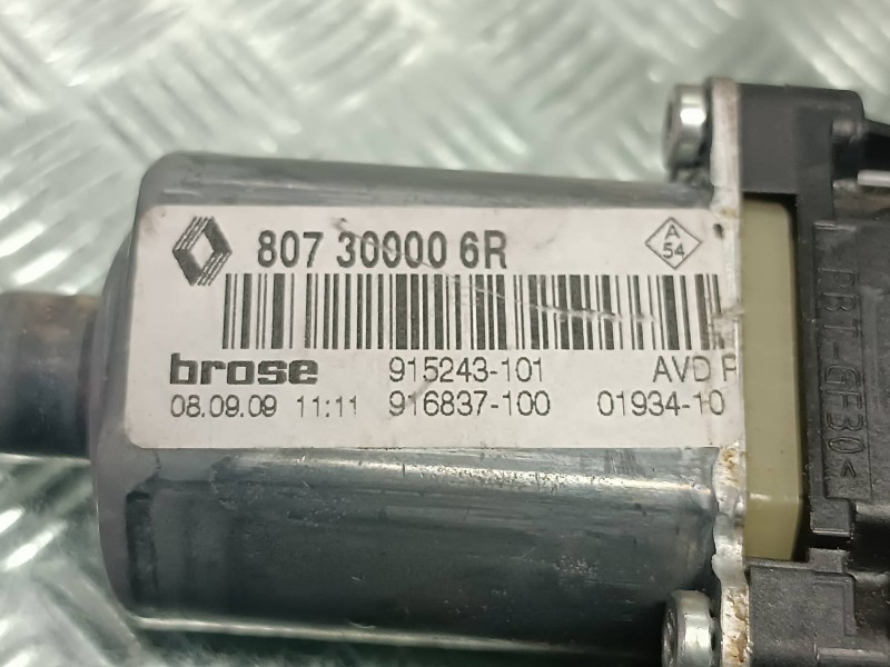 Recambio de motor elevalunas delantero derecho para renault megane iii coupe referencia OEM IAM 807300006R 965369104 0130822479