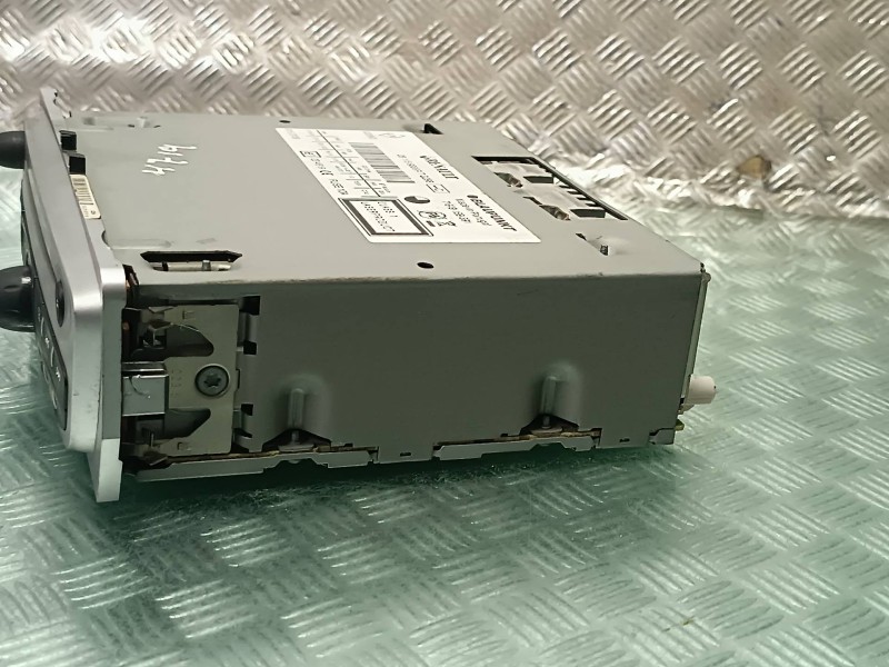 Recambio de sistema audio / radio cd para renault megane iii coupe referencia OEM IAM 281159389R G298 BLAUPUNKT