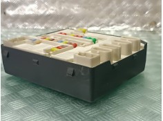 Recambio de caja reles / fusibles para renault megane iii coupe referencia OEM IAM 284B60008R USM BD95 8229302094 2