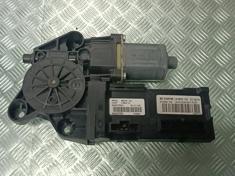 Recambio de motor elevalunas delantero izquierdo para renault megane iii coupe referencia OEM IAM 807310006R 0130822478 96843210