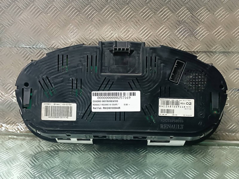 Recambio de cuadro instrumentos para renault megane iii coupe referencia OEM IAM RNI248106944R A2C53258659 VDO