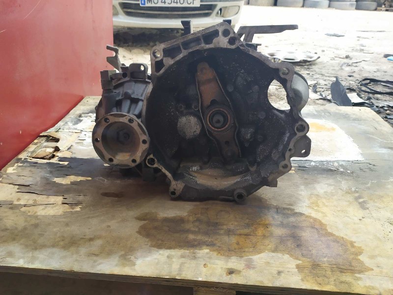 Recambio de caja cambios para volkswagen polo (9n1) highline referencia OEM IAM GGV  5 VELOCIDADES