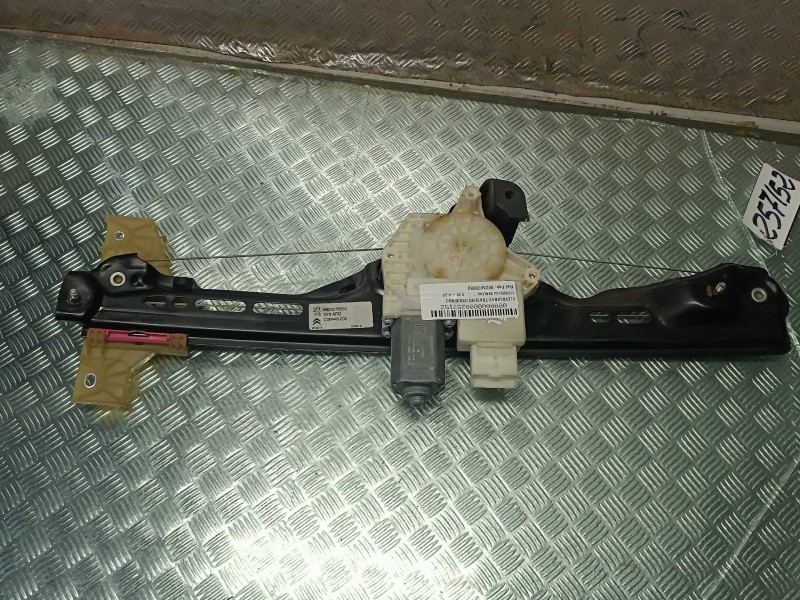 Recambio de elevalunas trasero izquierdo para citroen c4 berlina referencia OEM IAM 9826076580 9825709980 ELECTRICO