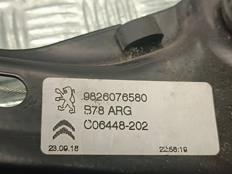 Recambio de elevalunas trasero izquierdo para citroen c4 berlina referencia OEM IAM 9826076580 9825709980 ELECTRICO