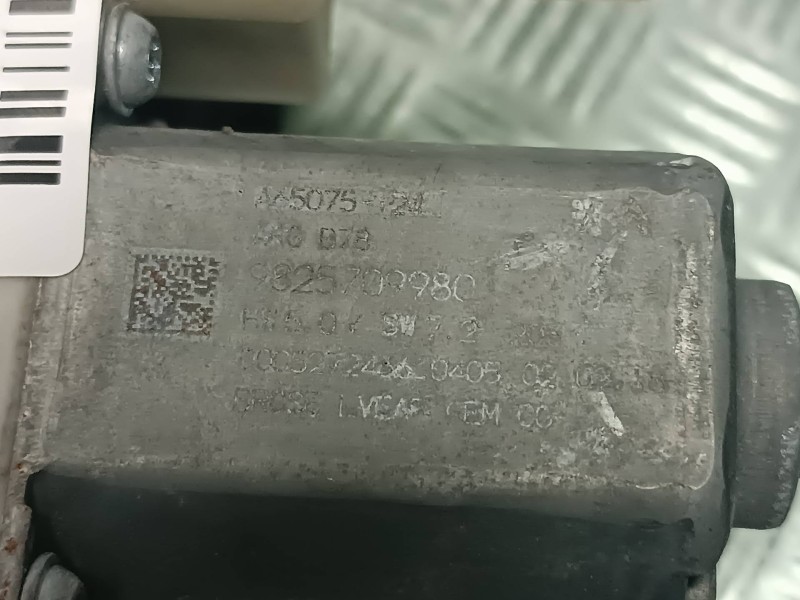 Recambio de elevalunas trasero izquierdo para citroen c4 berlina referencia OEM IAM 9826076580 9825709980 ELECTRICO