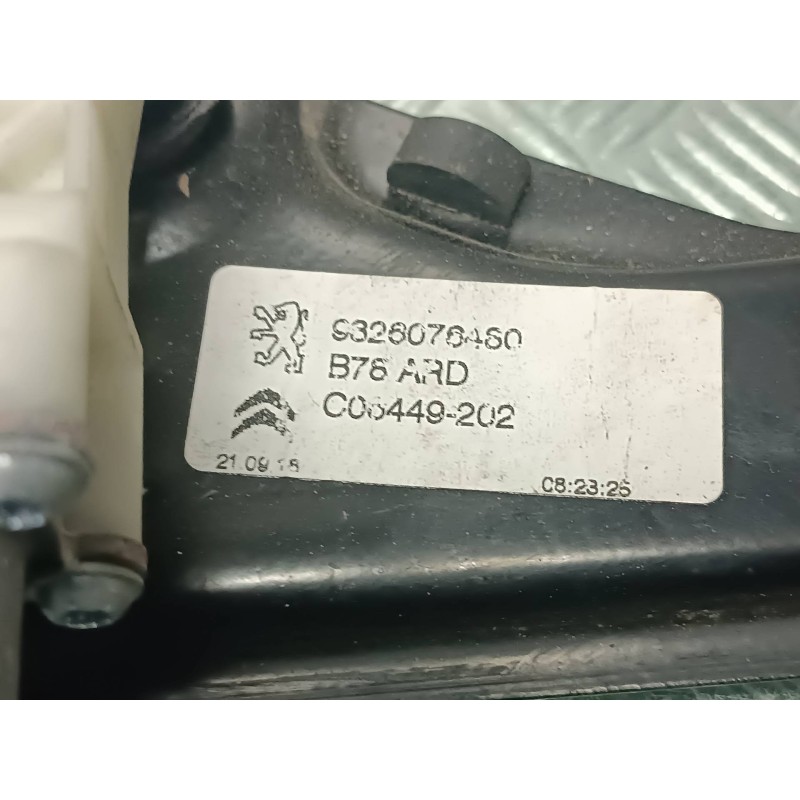 Recambio de motor elevalunas trasero derecho para citroen c4 berlina referencia OEM IAM 9826076480 CONECTOR 6 PINES ELECTRICO