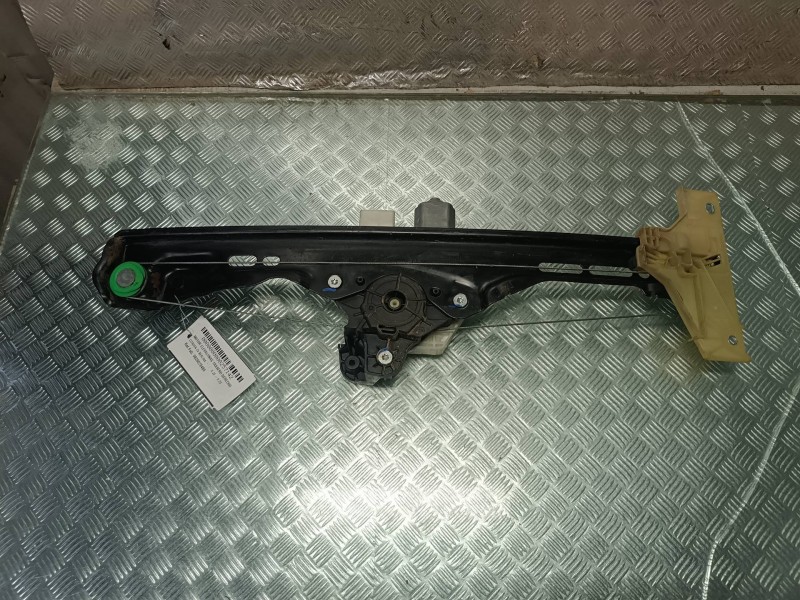 Recambio de motor elevalunas trasero derecho para citroen c4 berlina referencia OEM IAM 9826076480 CONECTOR 6 PINES ELECTRICO