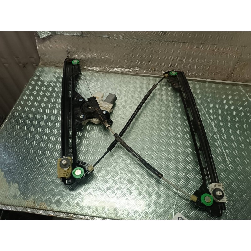 Recambio de elevalunas delantero derecho para citroen c4 berlina referencia OEM IAM 9826076280 CONECTOR 6 PINES ELECTRICO