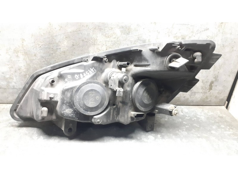Recambio de faro derecho para renault scenic ii referencia OEM IAM 15810400R  