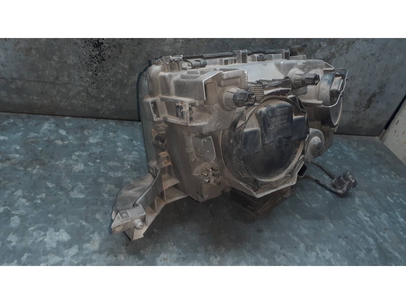 Recambio de faro izquierdo para mercedes-benz clase c (w202) berlina referencia OEM IAM A2028261180  