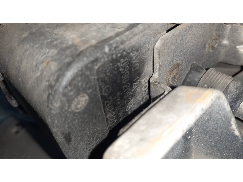 Recambio de faro izquierdo para mercedes-benz clase c (w202) berlina referencia OEM IAM A2028261180  