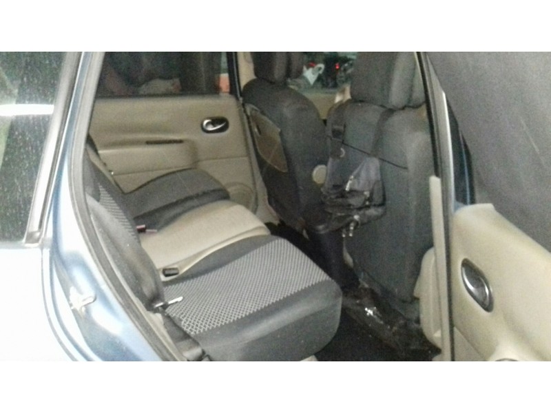 renault scenic ii del año 2004