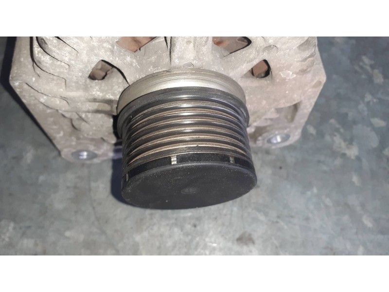 Recambio de alternador para renault scenic ii referencia OEM IAM 8200410681B VALEO 