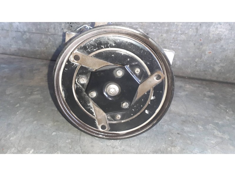 Recambio de compresor aire acondicionado para renault scenic ii referencia OEM IAM 55300359 DELPHI 
