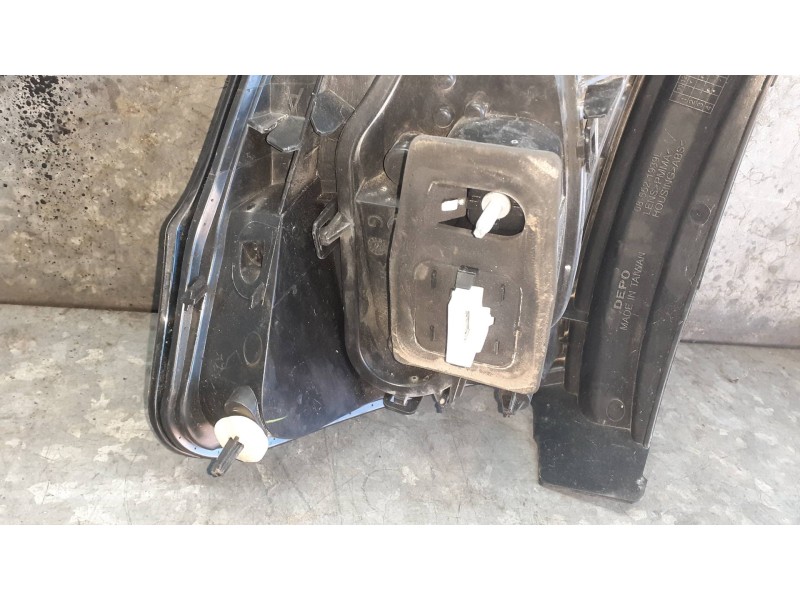 Recambio de piloto trasero izquierdo para citroen c3 referencia OEM IAM 085521939LB  085521939L