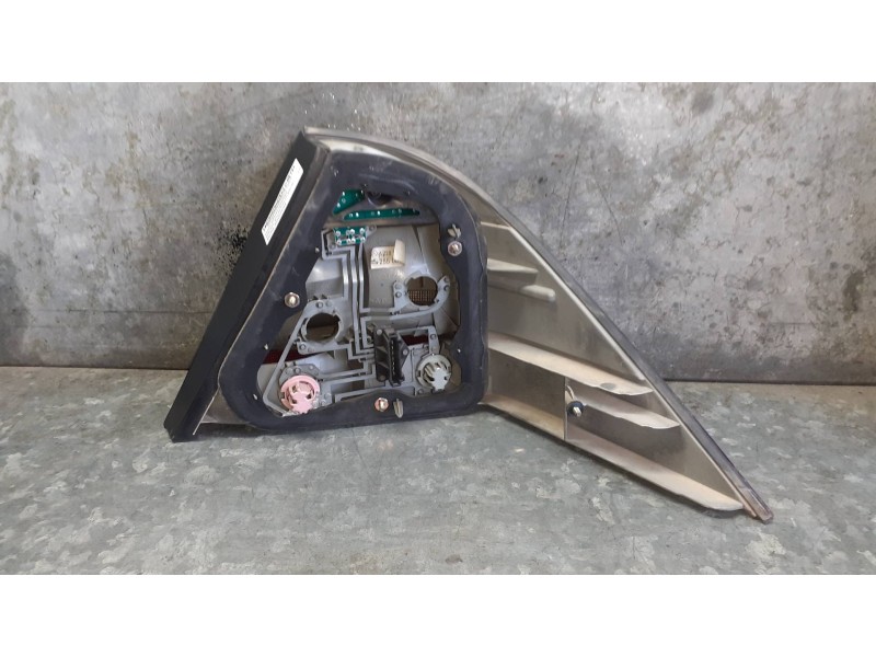 Recambio de piloto trasero izquierdo para mercedes-benz clase s (w220) berlina referencia OEM IAM A2208200164  