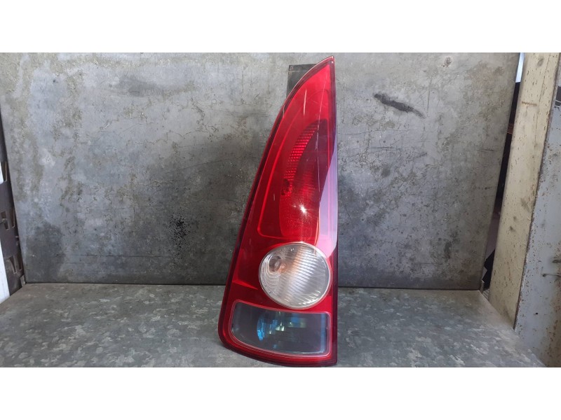 Recambio de piloto trasero izquierdo para renault espace iv (jk0) referencia OEM IAM 8200027153  89023832