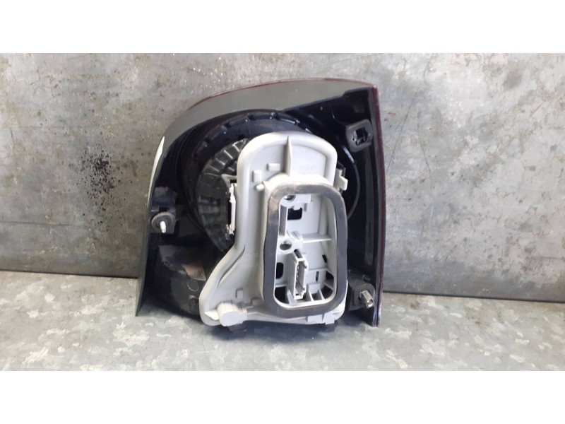 Recambio de piloto trasero izquierdo para volkswagen polo (9n1) referencia OEM IAM 014411984L  