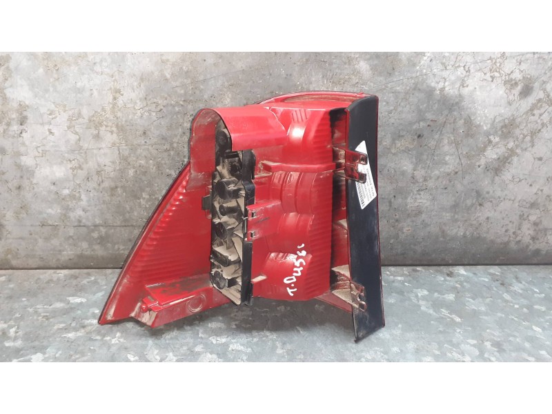 Recambio de piloto trasero derecho para mercedes-benz clase m (w163) referencia OEM IAM A1638202064  