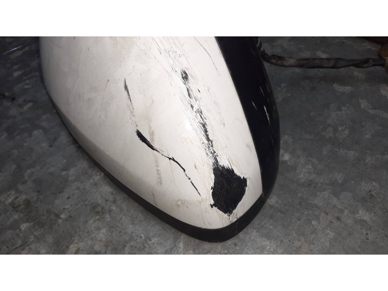 Recambio de retrovisor derecho para citroen c3 referencia OEM IAM 232676024 BLANCO ELECTRICO