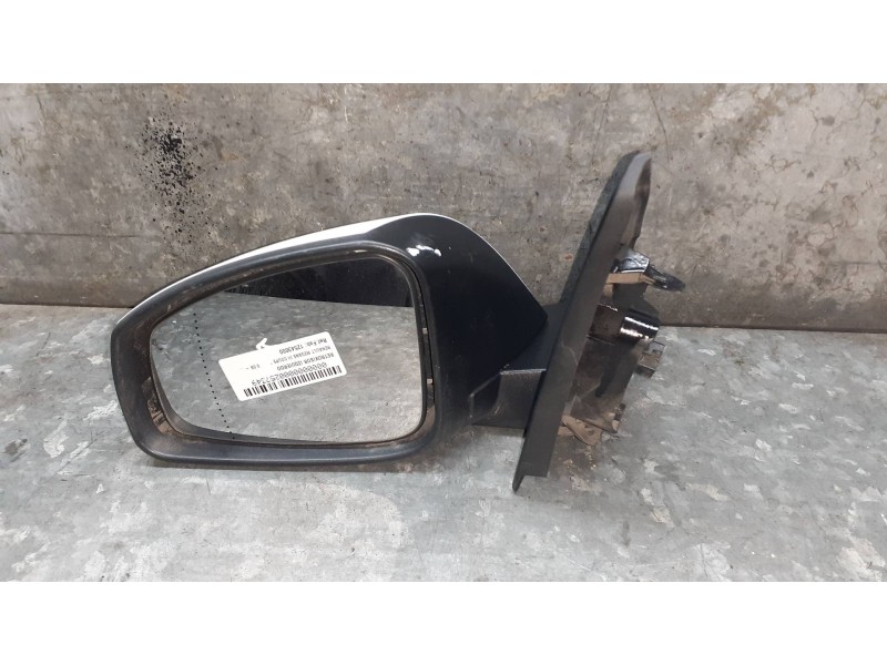 Recambio de retrovisor izquierdo para renault megane iii coupe referencia OEM IAM 12543000 BLANCO ELECTRICO