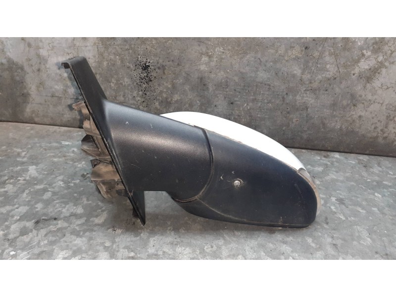 Recambio de retrovisor izquierdo para renault megane iii coupe referencia OEM IAM 12543000 BLANCO ELECTRICO