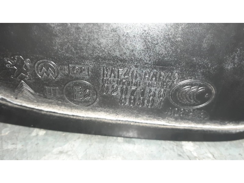 Recambio de retrovisor izquierdo para citroen c3 referencia OEM IAM 232676023 BLANCO ELECTRICO