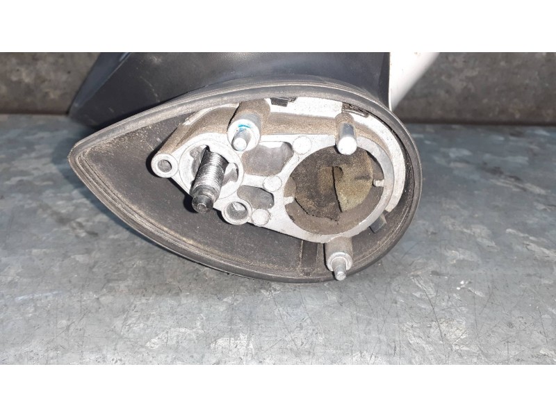 Recambio de retrovisor izquierdo para seat ibiza (6j5) referencia OEM IAM 212836407 BLANCO ELECTRICO