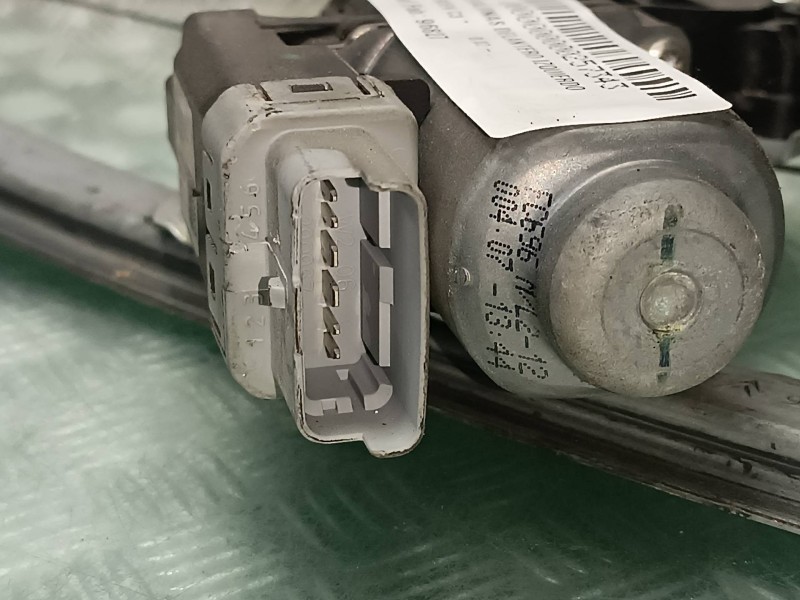 Recambio de elevalunas delantero izquierdo para citroen c3 referencia OEM IAM 96827 400917 ELECTRICO