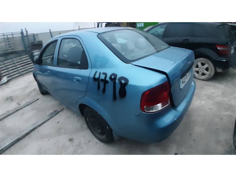 daewoo kalos del año 2004