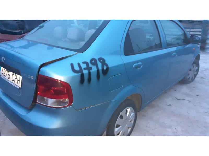 daewoo kalos del año 2004