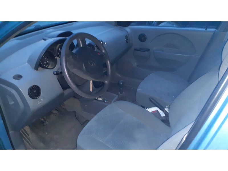 daewoo kalos del año 2004