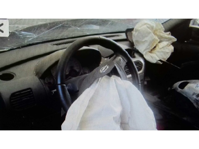 opel corsa c del año 2006