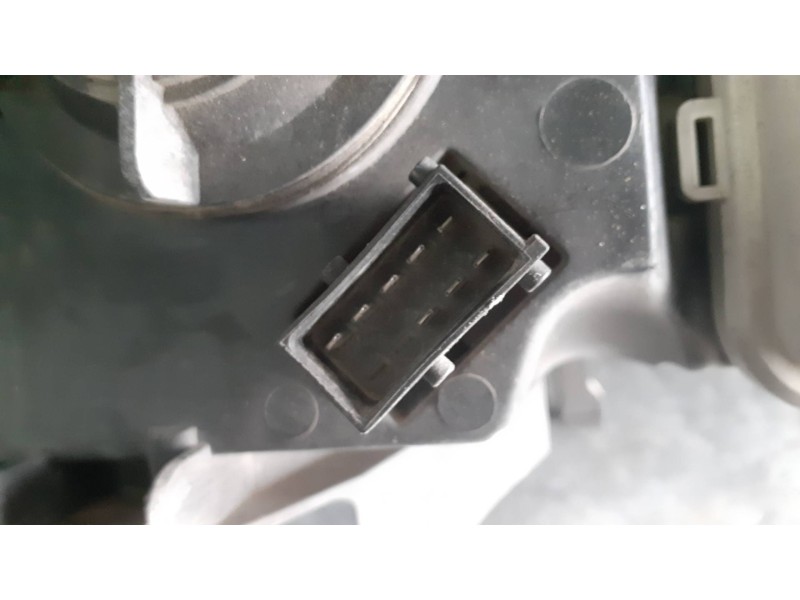 Recambio de faro izquierdo para opel corsa c referencia OEM IAM 13237263  0096726