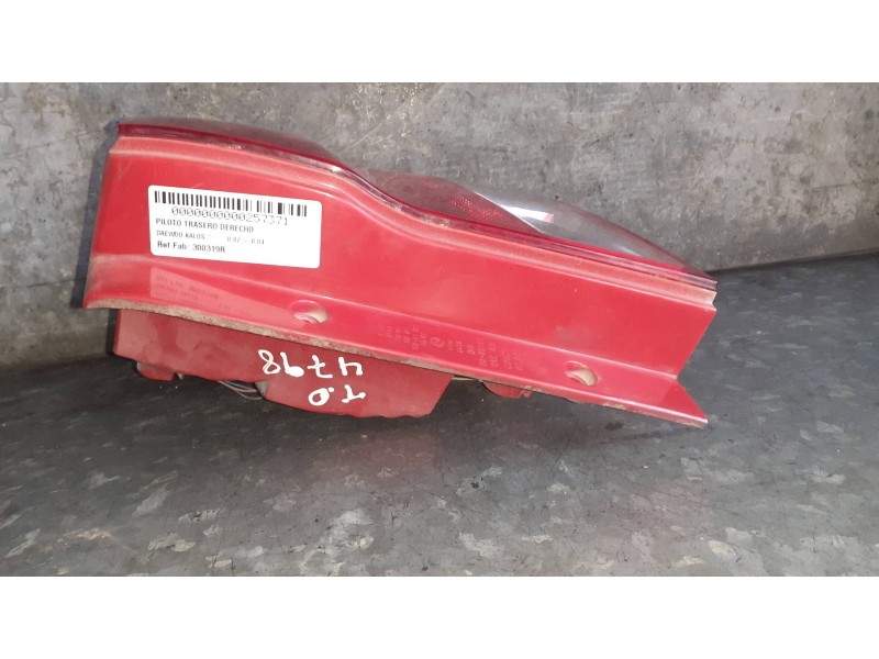 Recambio de piloto trasero derecho para daewoo kalos referencia OEM IAM 300319R  