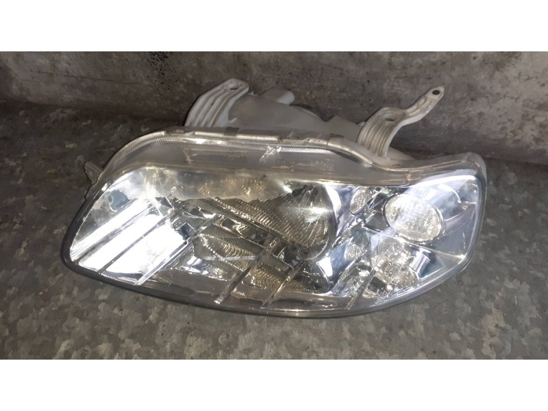 Recambio de faro izquierdo para daewoo kalos referencia OEM IAM 082351102LM 083351134L 082351102L