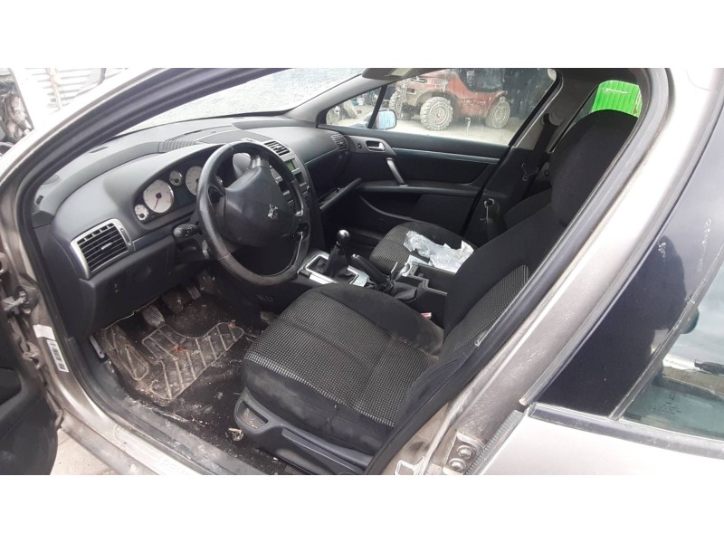 peugeot 407 del año 2005