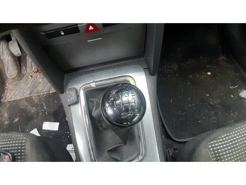 peugeot 407 del año 2005