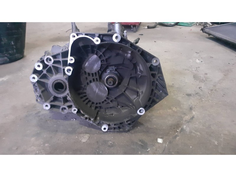 Recambio de caja cambios para opel insignia berlina referencia OEM IAM 55561696  