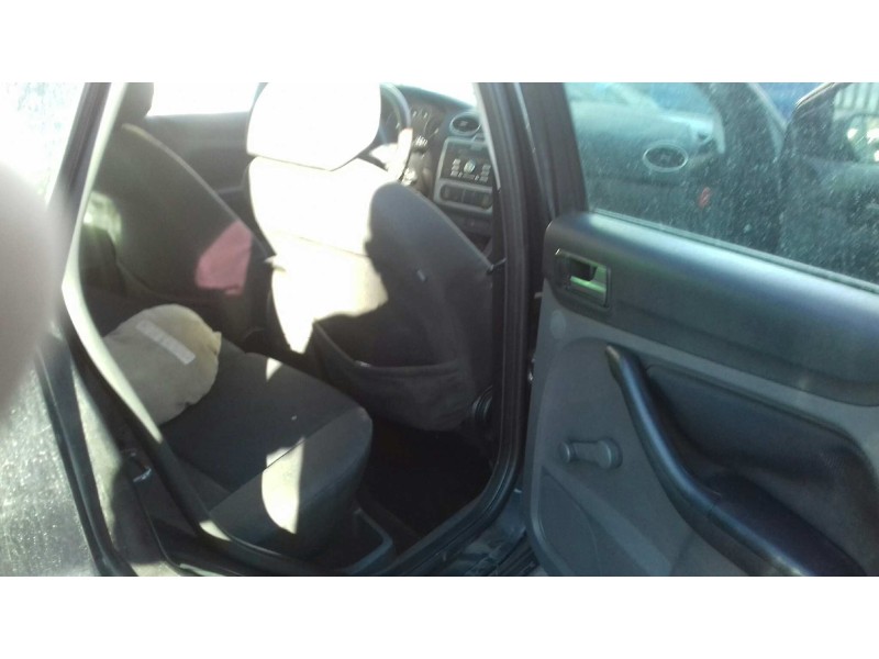ford focus berlina (cap) del año 2005