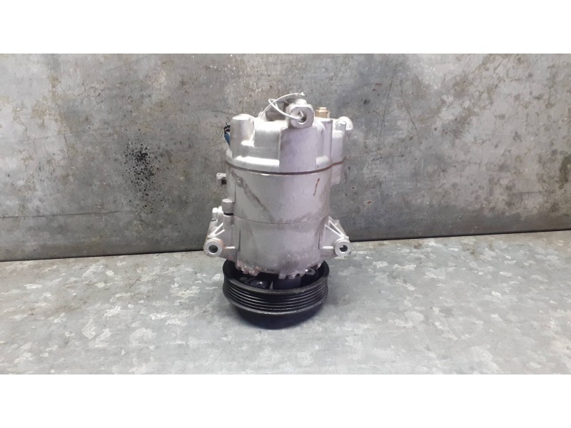 Recambio de compresor aire acondicionado para opel insignia berlina referencia OEM IAM 13232306 PXE16 NRF32487