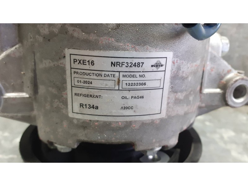 Recambio de compresor aire acondicionado para opel insignia berlina referencia OEM IAM 13232306 PXE16 NRF32487
